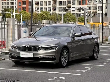 BMW 5 Series New Energy 2018 530Le Luxury Package купить на сайте DeffCars