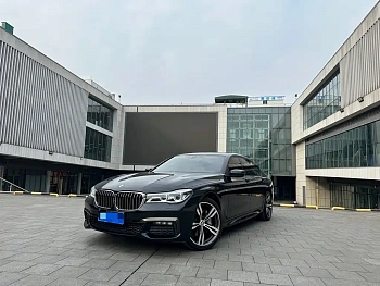 BMW 7 Series 2018 740Li xDrive Exclusive M Sports Package купить на сайте DeffCars