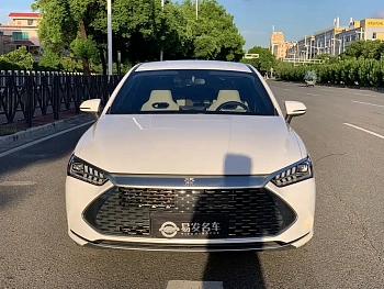 Qin PLUS 2023 Champion Edition DM-i 55KM Leading Model купить по цене 1 939 385 ₽  на сайте DeffCars