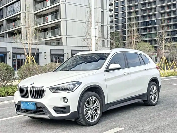 BMW X1 2019 sDrive20Li leading model купить на сайте DeffCars