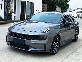 Lynk & Co 03 2022 model 2.0TD DCT Power Pro купить по цене 2 285 487 ₽  на сайте DeffCars