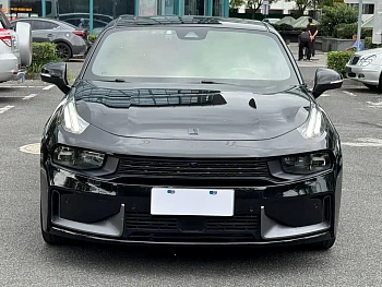 Lynk & Co 03 2020 1.5TD DCT Power Pro Edition купить по цене 1 875 328 ₽  на сайте DeffCars