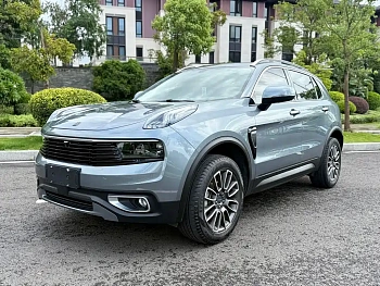 Lynk & Co 01 2019 2.0T Two-wheel drive version Guo VI купить по цене 1 868 697 ₽  на сайте DeffCars