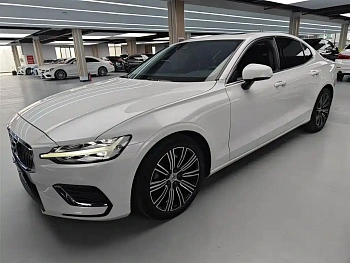 Volvo S60 2020 T4 Zhiyuan Luxury Edition купить на сайте DeffCars