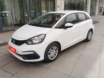 Fit 2021 1.5L CVT Trendy Edition Fit 2021 1.5L CVT Trendy Edition купить по цене 1 569 216 ₽  на сайте DeffCars