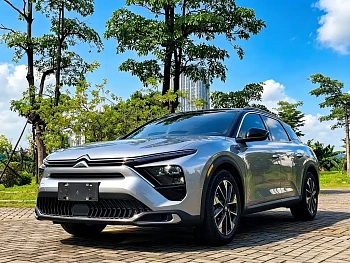 Versailles C5 купить на сайте DeffCars