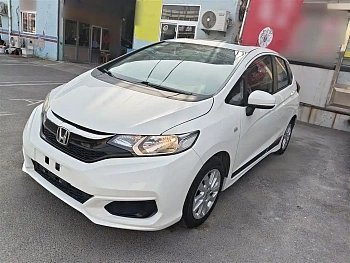 Fit 2018 1.5L CVT Comfort Sunroof Edition купить на сайте DeffCars