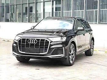 Audi Q7 2023 55 TFSI quattro S line sports version купить на сайте DeffCars