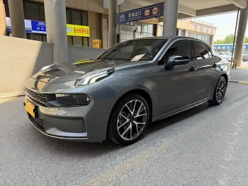 Lynk & Co 03 2022 model 2.0TD DCT Power Pro купить по цене 2 297 526 ₽  на сайте DeffCars