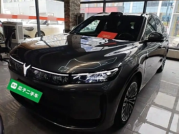 Lantu FREE 2025 FREE+ four-wheel drive Qiankun version купить на сайте DeffCars