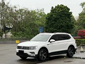 Tiguan L 2020 330TSI automatic two-wheel drive panoramic comfort version National VI купить на сайте DeffCars