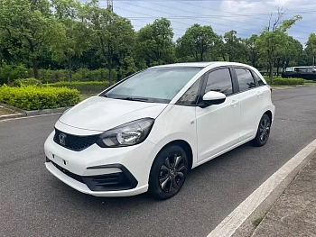 Fit 2022 1.5L CVT trendy sunroof version купить по цене 2 072 502 ₽  на сайте DeffCars