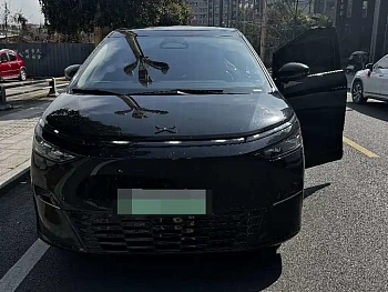 Xpeng X9 2024 model 702 super long battery life Max купить на сайте DeffCars