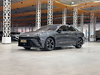 Lynk & Co 03 2023 1.5TD DCT Pro купить на сайте DeffCars