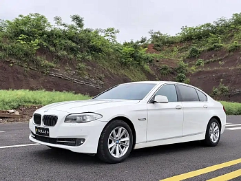 BMW 5 Series 2012 520Li Elegant купить на сайте DeffCars
