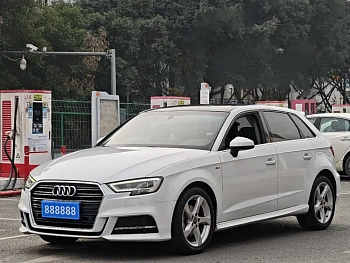Audi A3 2019 Sportback 35 TFSI Fashion Type National VI купить на сайте DeffCars