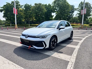 Golf 2025 300TSI R-Line купить на сайте DeffCars