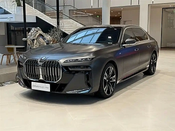 BMW 7 Series 2023 Facelift 740Li Exclusive Luxury Package купить на сайте DeffCars