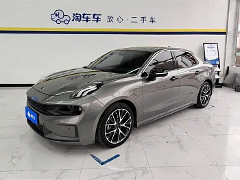 Lynk & Co 03 2021 1.5TD DCT Champion Edition купить по цене 1 887 367 ₽  на сайте DeffCars