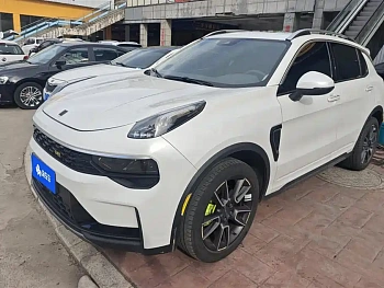 Lynk & Co 01 2021 2.0TD Two-wheel drive Pro купить по цене 2 155 470 ₽  на сайте DeffCars