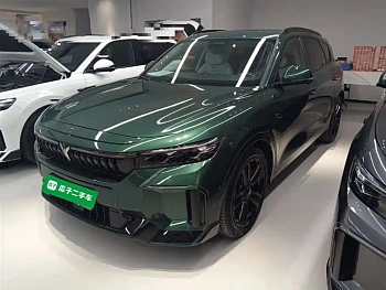 Lantu FREE 2025 model 318 259km four-wheel drive exploration version купить по цене 3 944 727 ₽  на сайте DeffCars