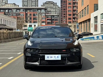 Lynk & Co 03 2021 model 2.0TD automatic power champion version купить по цене 2 201 217 ₽  на сайте DeffCars