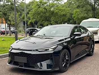 Changan UNI-V 2023 1.5T Premium Model купить по цене 2 114 680 ₽  на сайте DeffCars