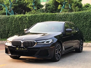 BMW 5 Series 2023 facelift 530Li exclusive M sports package купить на сайте DeffCars