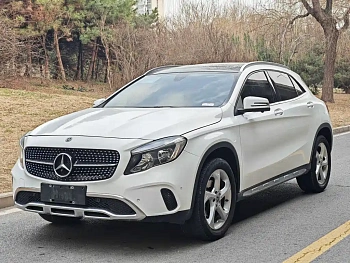 Mercedes-Benz GLA 2019 GLA 200 Dynamic купить на сайте DeffCars