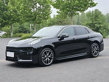 Lynk & Co 03 2022 model 1.5TD DCT Power Pro купить по цене 1 847 639 ₽  на сайте DeffCars