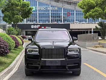 Cullinan 2020 Black Badge купить на сайте DeffCars