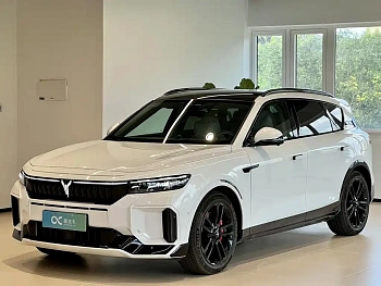 Lantu FREE 2025 model 318 259km four-wheel drive exploration version купить по цене 3 885 930 ₽  на сайте DeffCars