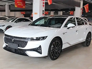 Lantu Zhuiguang 2024 PHEV four-wheel drive ultra-long battery life flagship version купить на сайте DeffCars