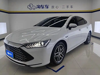 Qin PLUS 2021 DM-i 55KM flagship model купить по цене 1 882 006 ₽  на сайте DeffCars