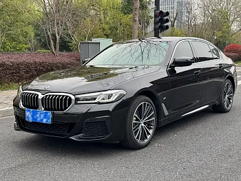 BMW 5 Series 2022 530Li Leading M Sports Package купить на сайте DeffCars