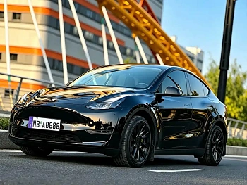 Model Y 2022 facelift rear-wheel drive version купить на сайте DeffCars