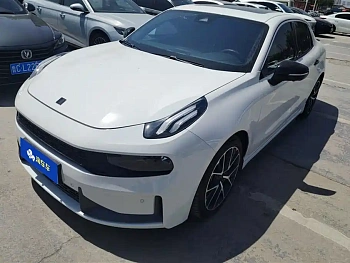 Lynk & Co 03 2021 1.5TD DCT Champion Edition купить по цене 1 745 057 ₽  на сайте DeffCars