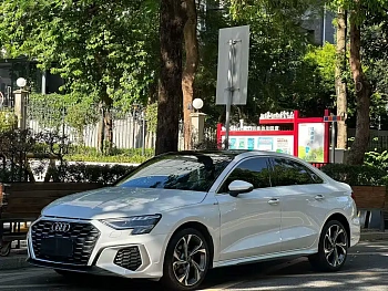 Audi A3 2022 A3L Limousine 35 TFSI Fashion and Sports купить по цене 2 140 596 ₽  на сайте DeffCars