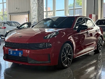 Lynk & Co 03 2020 1.5TD DCT Power Pro Edition купить по цене 1 831 967 ₽  на сайте DeffCars