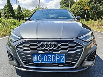 Audi A3 2021 Sportback 35 TFSI Fashionable and elegant купить по цене 2 083 081 ₽  на сайте DeffCars