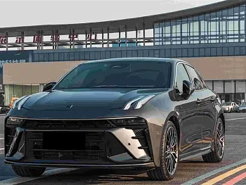 Lynk & Co 03 2025 2.0TD DCT Champion Edition Pro купить на сайте DeffCars