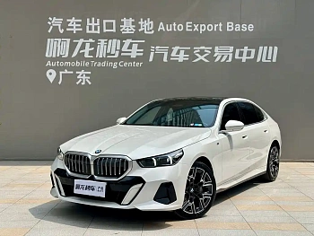 BMW 5 Series 2024 530Li Exclusive M Sports Package купить на сайте DeffCars