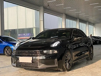 Lynk & Co 03 2022 model 2.0TD DCT Power Pro купить по цене 2 153 063 ₽  на сайте DeffCars