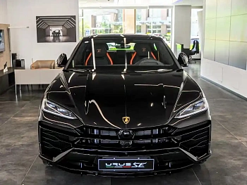 Urus SE 2025 4.0T Standard Edition купить на сайте DeffCars