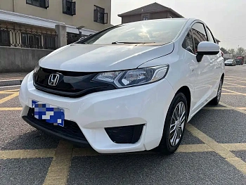 Fit 2016 1.5L LXS CVT Comfort Sunroof Edition купить на сайте DeffCars