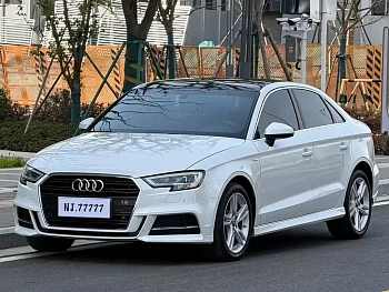 Audi A3 2019 Limousine 35 TFSI Sports National VI купить на сайте DeffCars