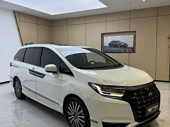 Alison 2022 2.0L e:HEV Deluxe Edition купить на сайте DeffCars