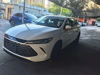 Qin PLUS 2025 DM-i Intelligent Driving Edition 55KM Leading Model купить по цене 2 158 447 ₽  на сайте DeffCars