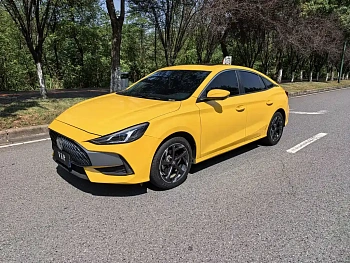 MG5 2023 180DVVT CVT Deluxe Edition купить на сайте DeffCars