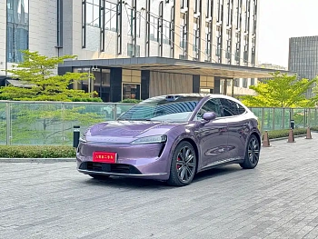 Zhijie R7 2025 extended range 331km Ultra купить на сайте DeffCars